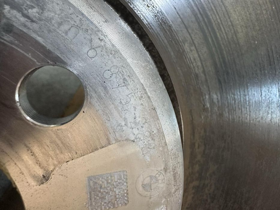 Bmw X5 G05 X6 G06 X7 G07 Комплект чисто нови апарати и дискове.