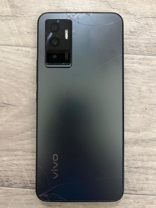 Продам Vivo V23e