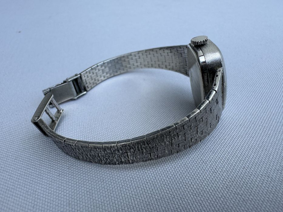 Ceas din argint de dama