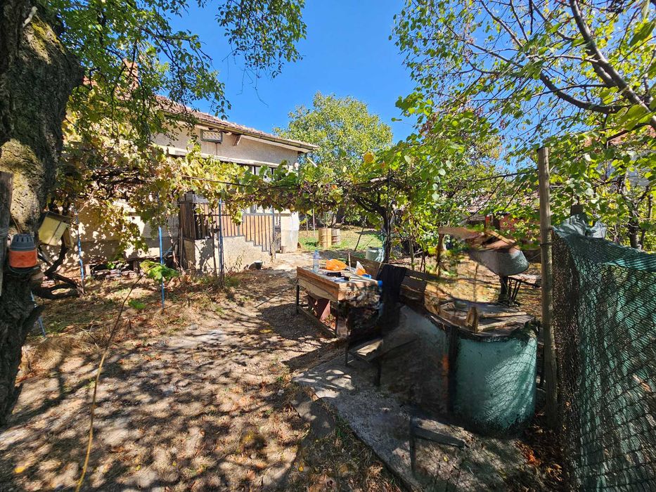 Продава се Къща в с. Вакарел, Област София-област - 65 кв.м за 1539 €/кв.м - Снимка #2