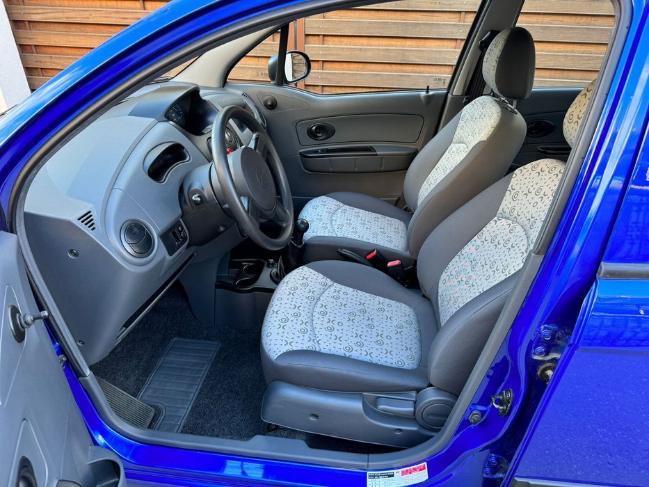 Chevrolet spark 12.700 km