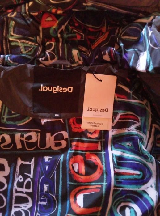 Оригинално ново дамско яке Desigual