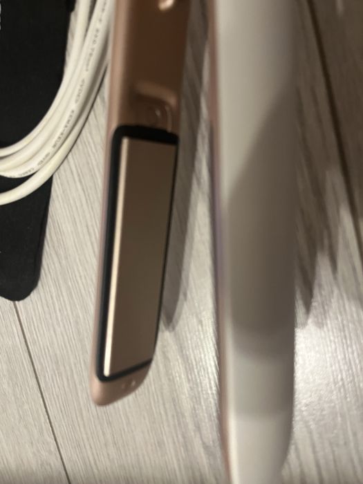 Преса за коса Philips MoistureProtect