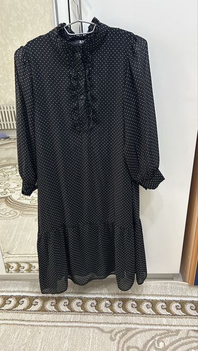 Продам платья б/у