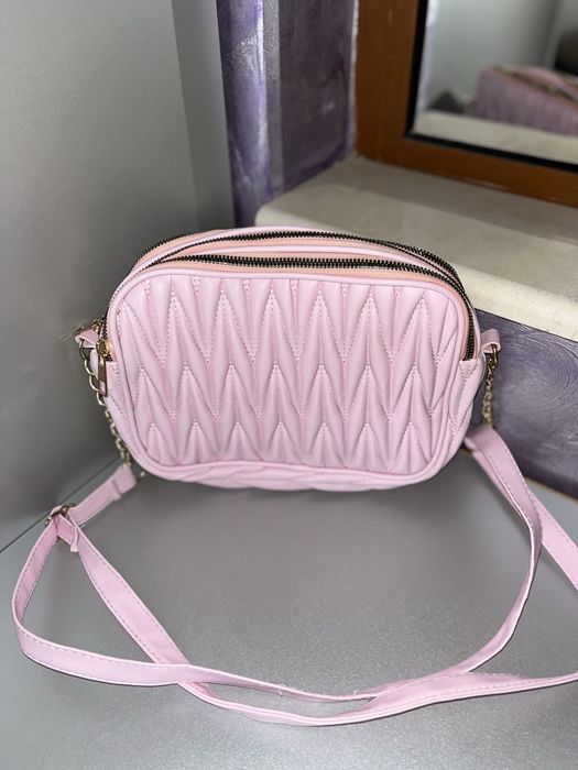 Дамски чанти (разгледай снимките)