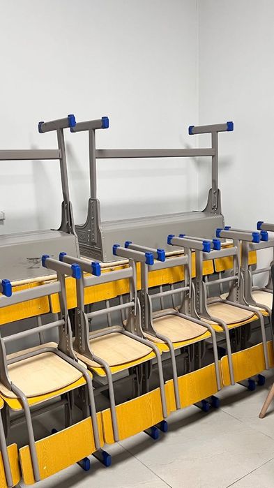 Продам парты и стулья