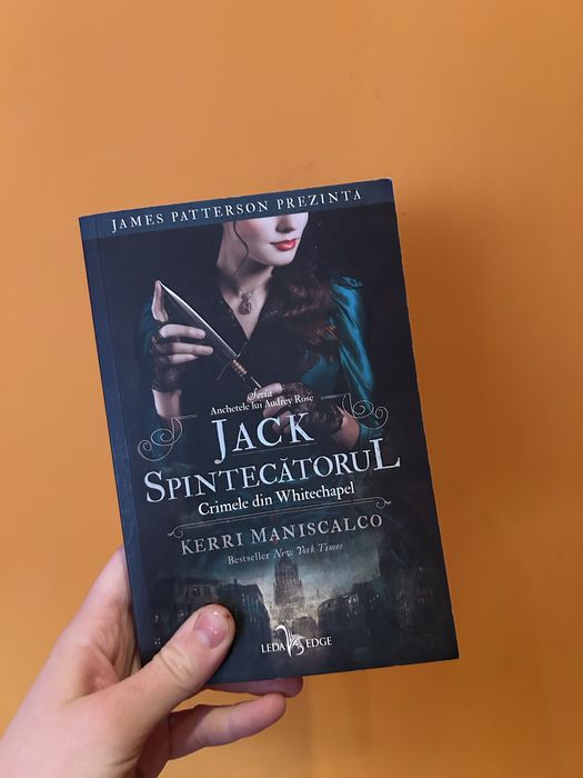 Vand carti impreuna sau separat