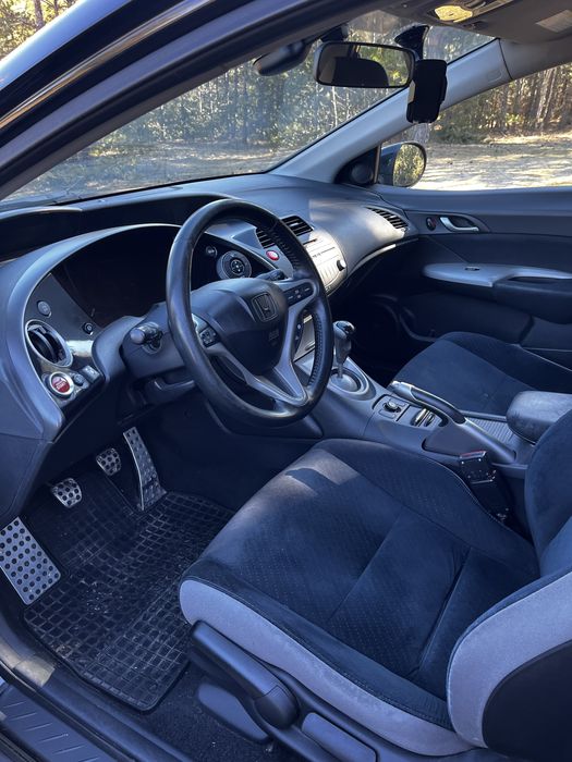 Honda Civic VIII бензин 1.8 i-VTEC