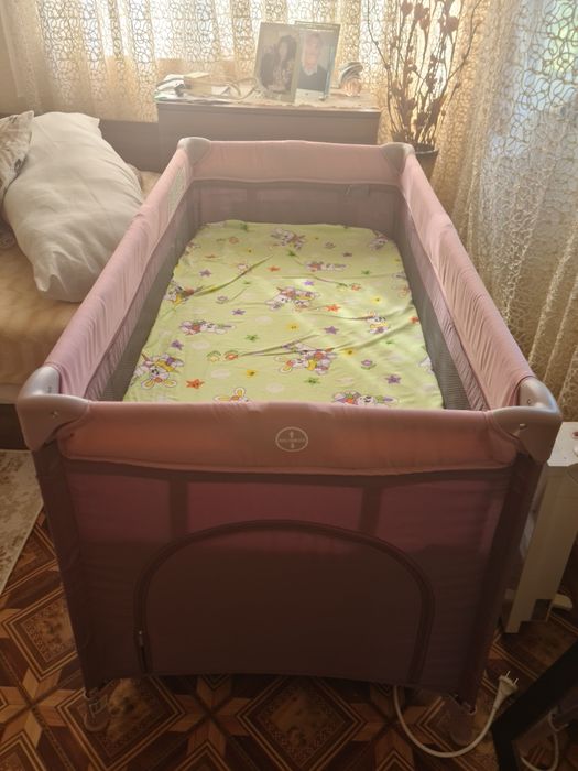 Детско легло за момиче чисто нов