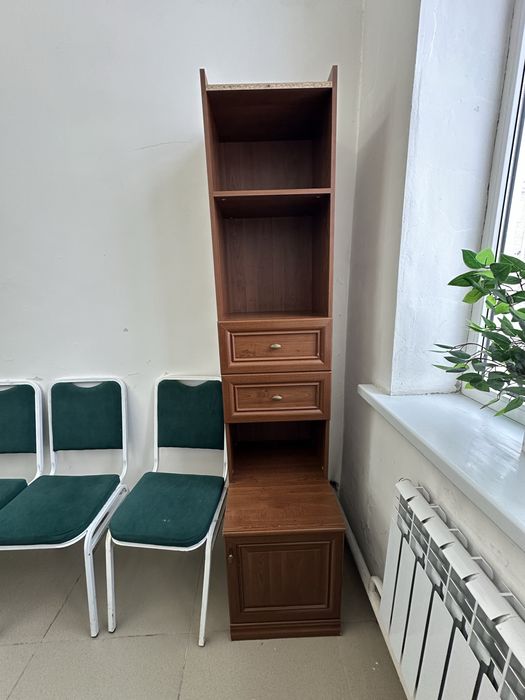 Шкаф пенал или узкий шкаф