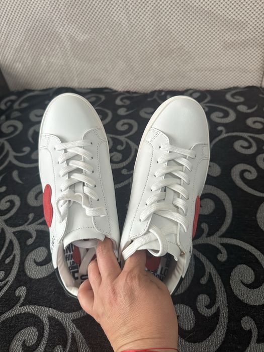 Нови кецове Moschino-38 номер