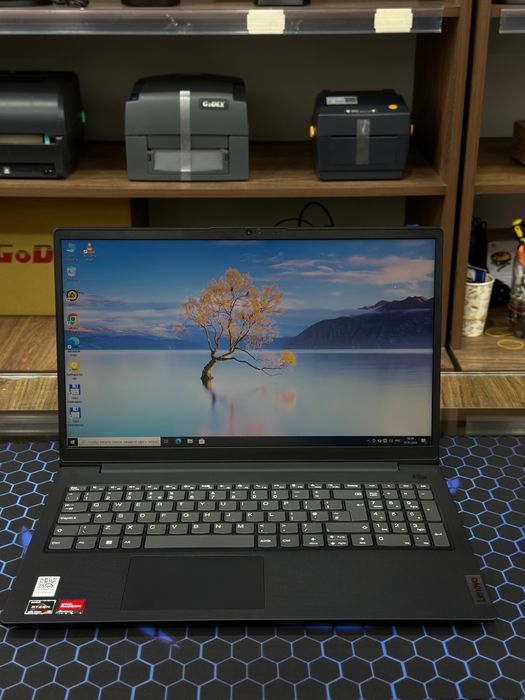 Lenovo 14
 Экран: 15,6 Дюм FULL HD LED (1920х1080) 
 Процессор: AMD RY