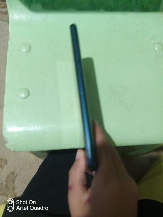 Artel quadron 64 gb 13.0mp