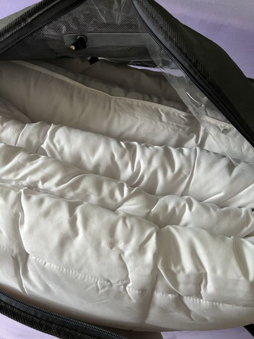 Набор: Стёганное Одеяло и Две подушки.