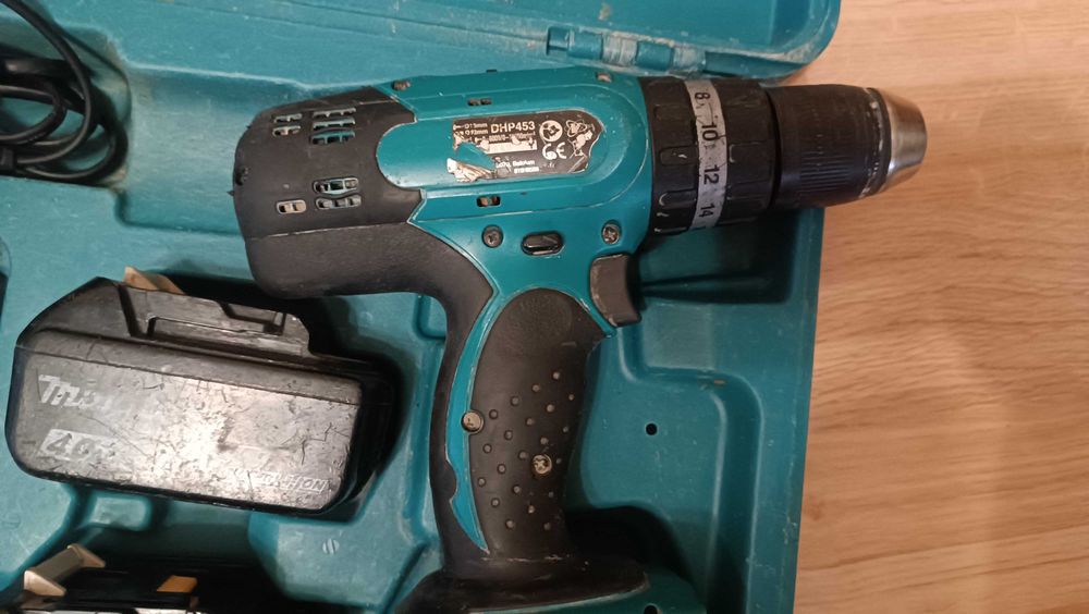 Винтоверт Makita DHP453