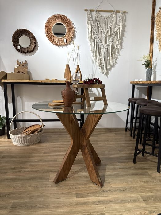 Эксклюзивные столы из дерева