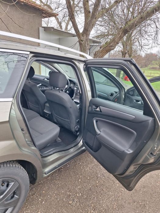 Ford Mondeo 2.2   204 k.c