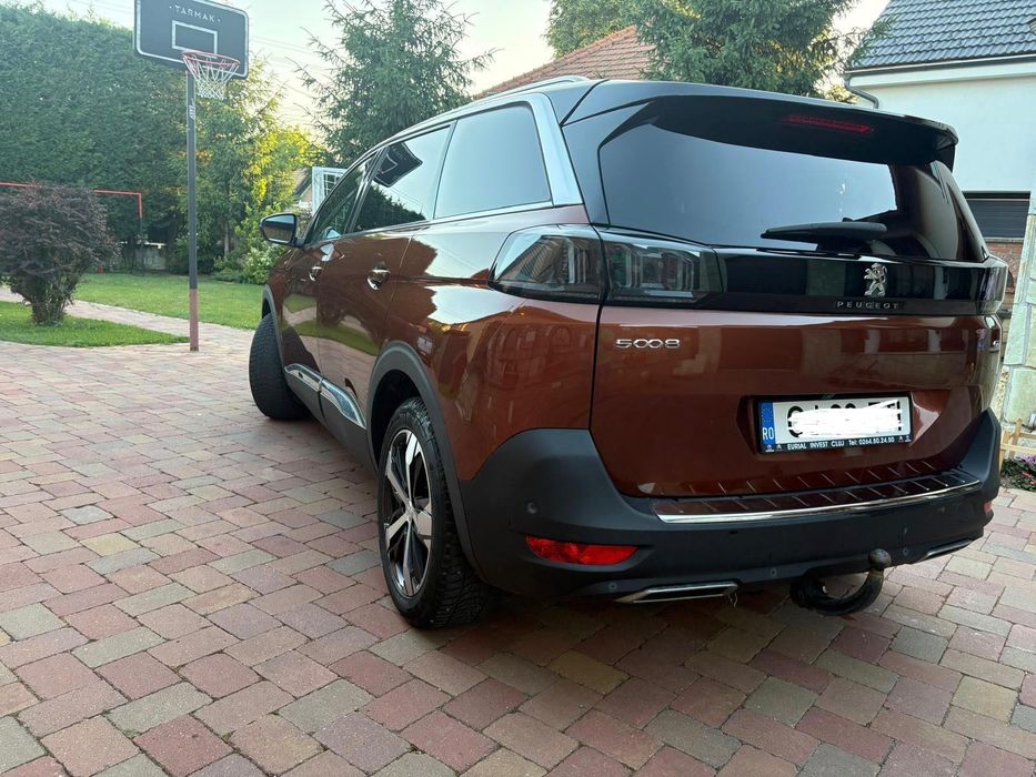 De vanzare Peugeot 5008