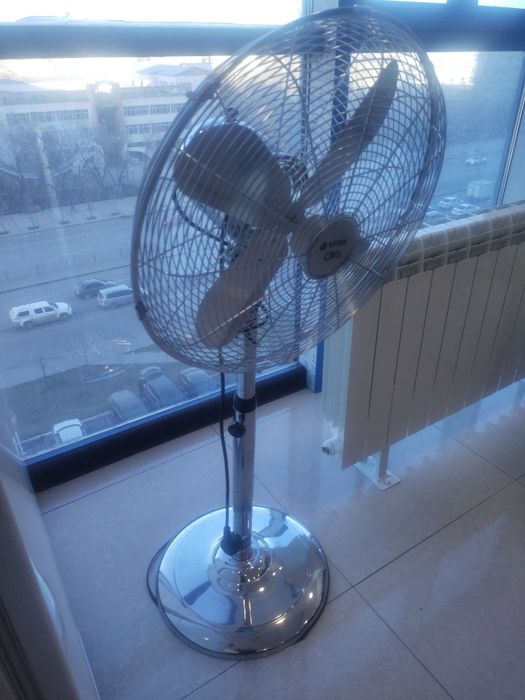 Вентилятор Vitek VT - 1938 металлик