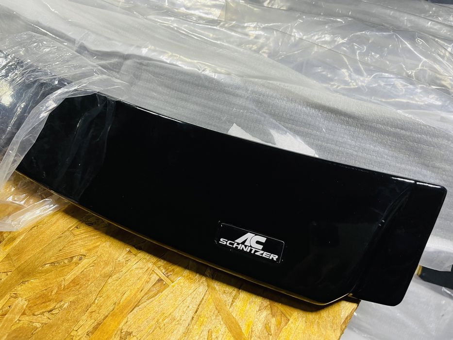 Negru Lucios Eleron Pleoapa Luneta BMW F10 F30 E90