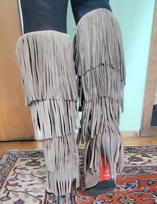 Ботуши естествена кожа и с ресни