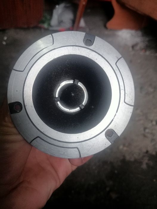 Продам динамики пичалка