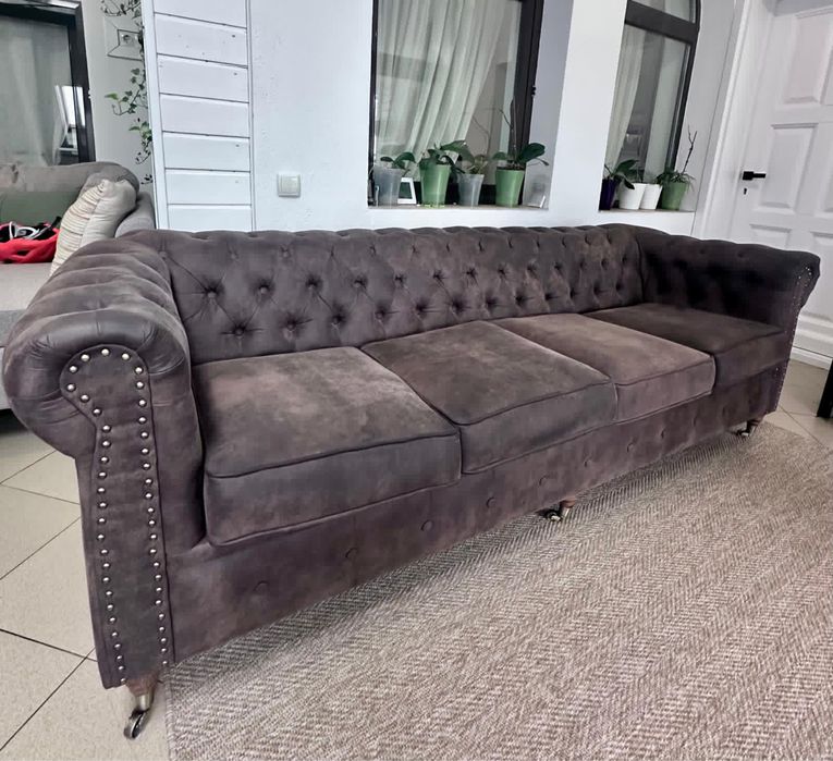 Canapea Chesterfield