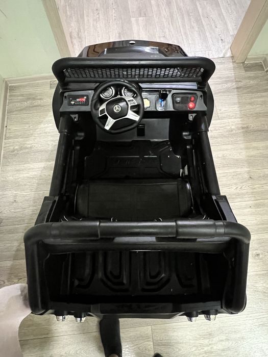 Машинка детская б/у