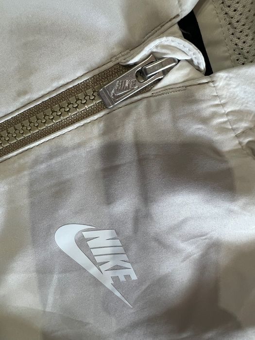 Детска ветровка Nike 4г.