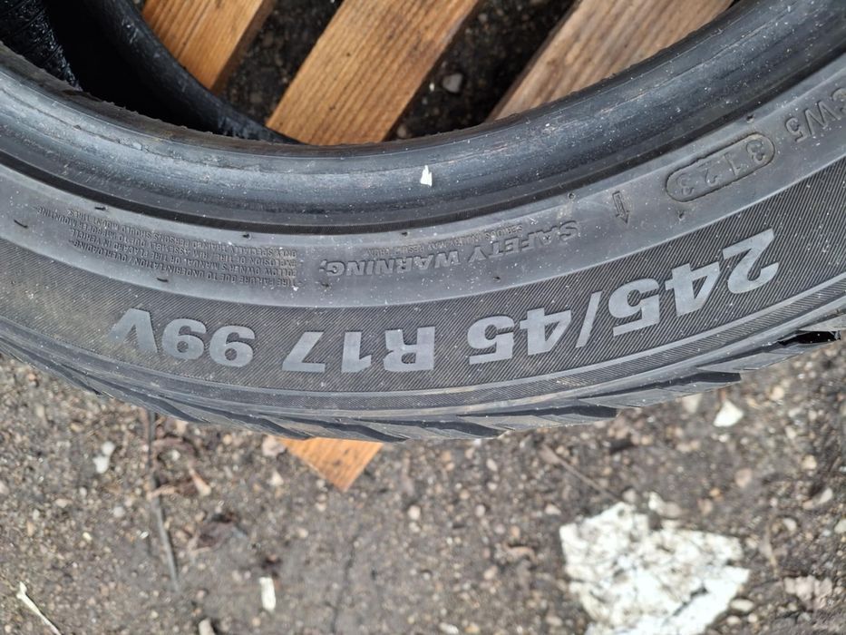Зимни гуми 245/45 r17 KUMHO dot3123