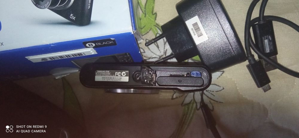 Samsung дигитален фотоапарат с бате и калъф за съхранение рия