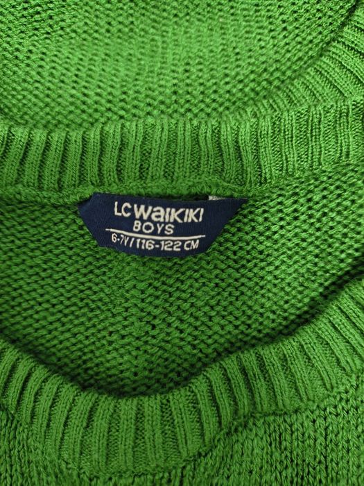 Коледни блузки.Едната е леко отпусната