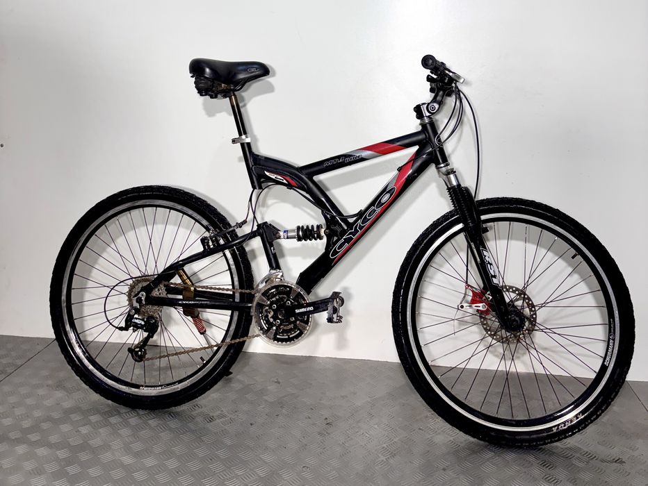 Алуминиев велосипед Cyco 28 цола/ колело