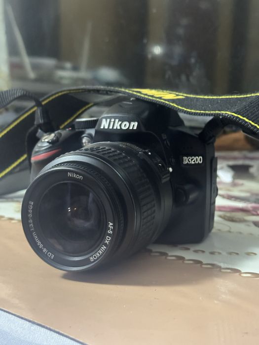 Nikon D3200 + 18-55mm | 6071 cadre | Pachet complet