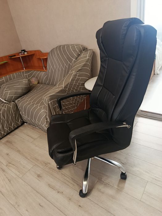 Продам офисное кресло