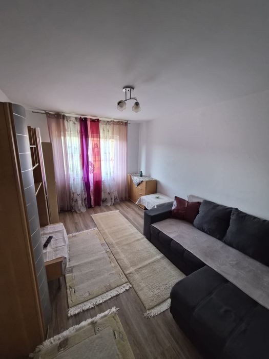 Apartament de inchiriat
