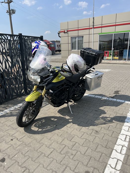 Triumph Tiger 800