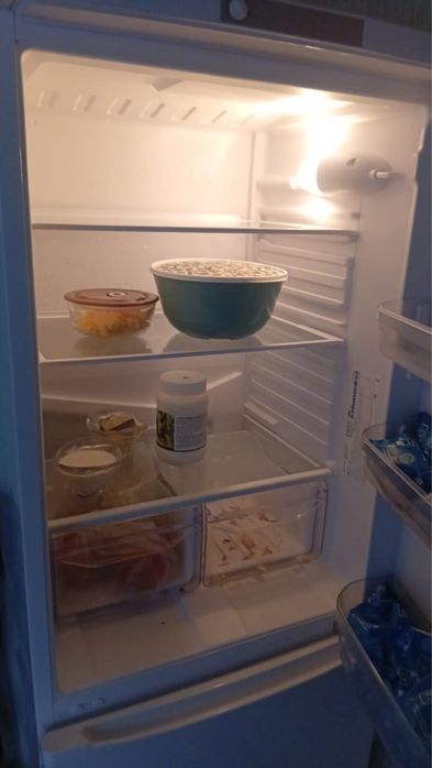 Продаю Холодильник