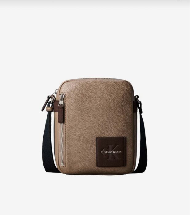 Сумка мессенджер Calvin Klein