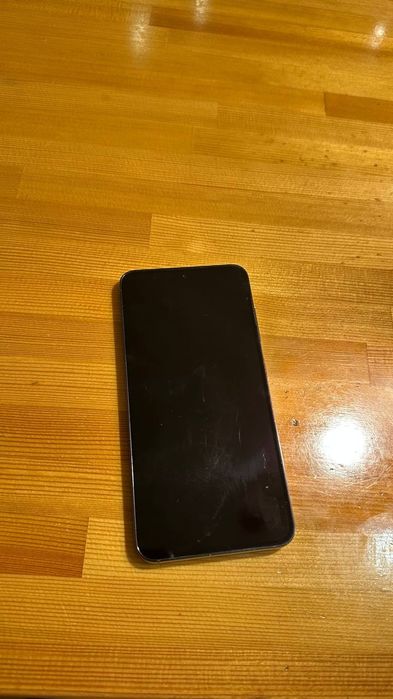 Samsung Galaxy S23 128GB, хорошее состояние
