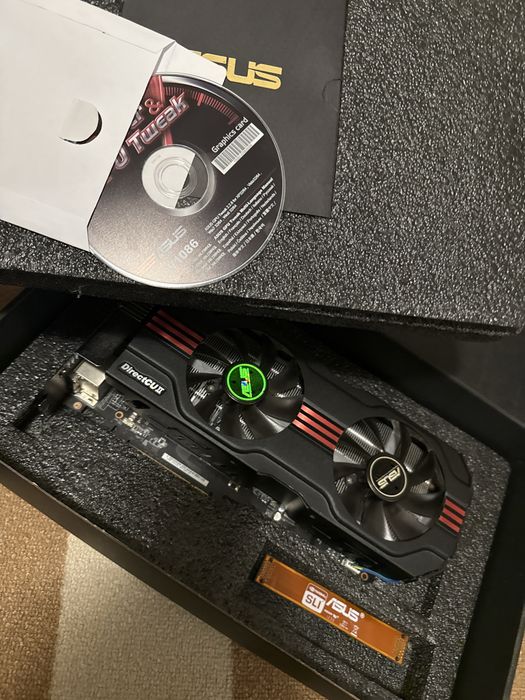 Asus GeForce GTX 680 DirectCU II 2GB GDDR5 NEW/NOS