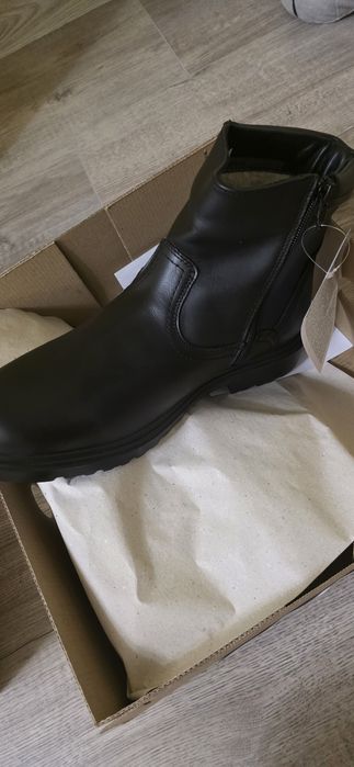 Продавам Мъжки Боти