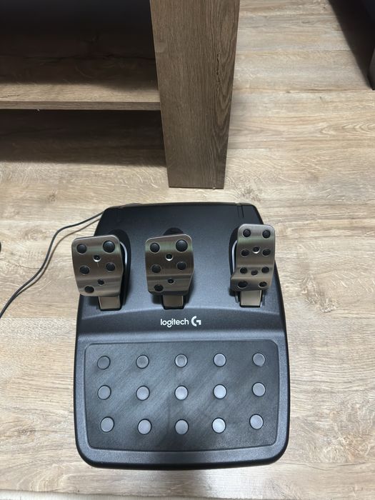 Volan Logitech G29