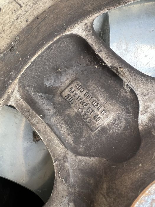 Алуминиеви джанти VAG (5x112 ET48 8J R17)