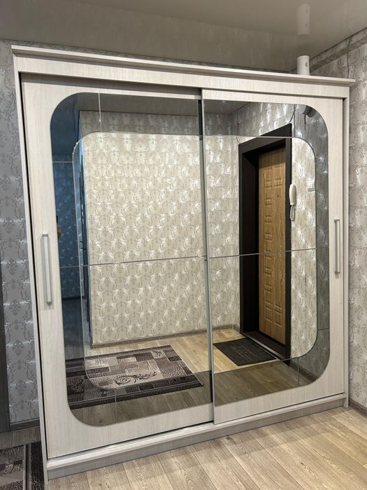 Продам шкаф в отличном состоянии.