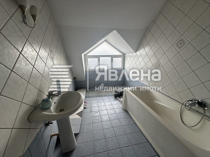 Продава се Многостаен апартамент в Варна, Спортна зала - 253 кв.м за 1673 €/кв.м - Снимка #6
