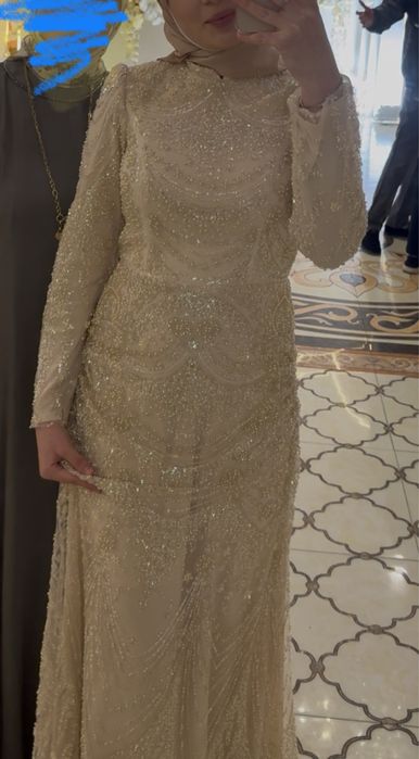 Вечернее платье.