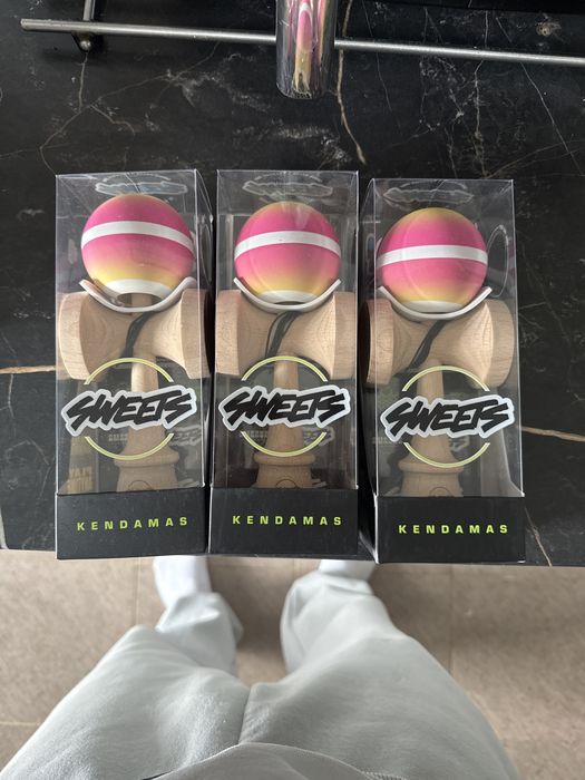 Kendama sweets broken shape yellow anti skid