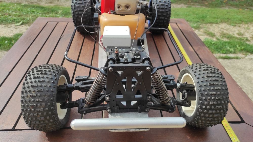 Vand mașina model RC