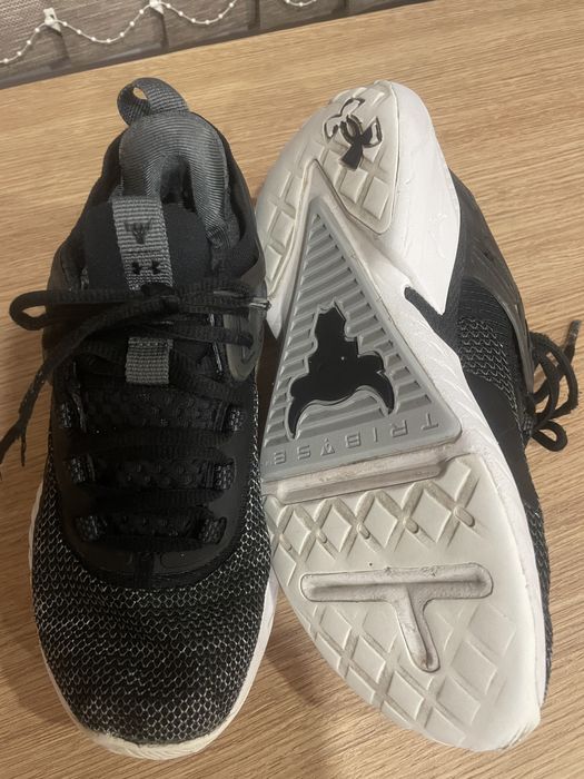 Маратонки Under Armour